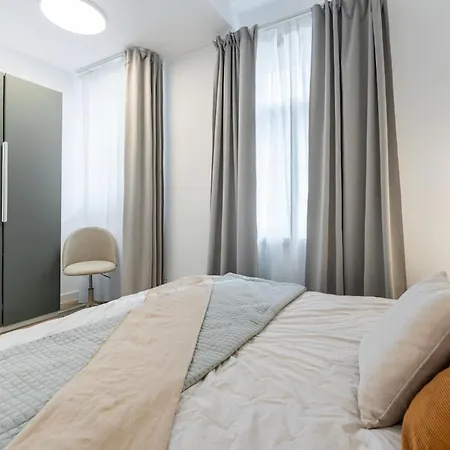 شقة Rentero Bright Vinohrady Near Metro & Tv Tower *